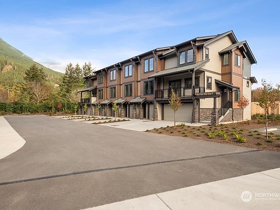 5th image of 1156 Oxbow Way SE #1405
