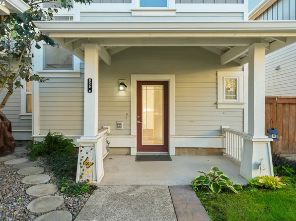 8038 SE Cooper St APT C, Portland, OR 97206