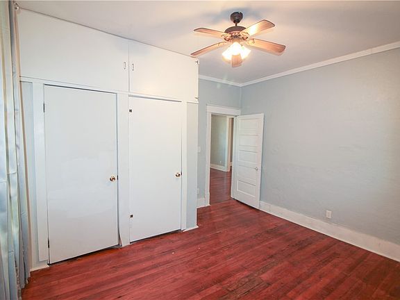 5th image of 620 S 14th St