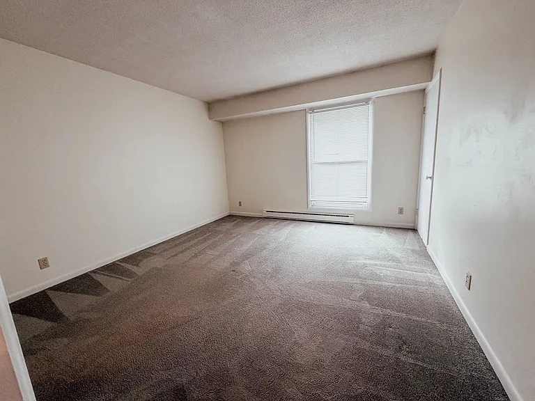 335 Ledgewood Cir #104 — Photo 7