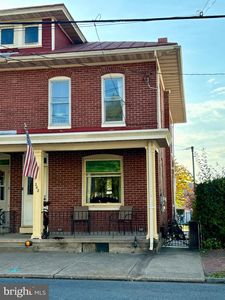 242 S 3rd St, Hamburg, PA, 19526