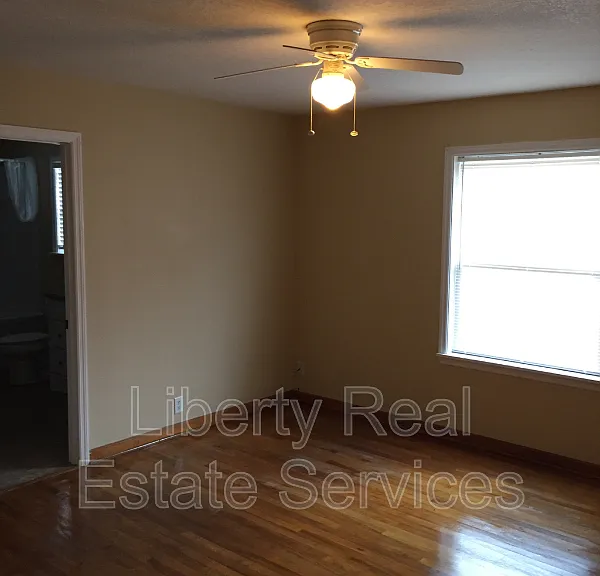 363 S McDonald St — Photo 7