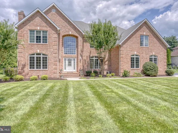 13 Chadwick Dr, Dover, DE 19901