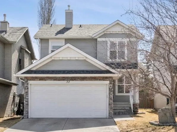 77 N Cougarstone Cir SW, Calgary, AB T3H 4W3