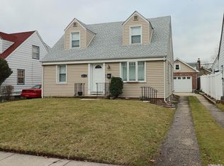 2431 202nd St, Bayside, NY 11360