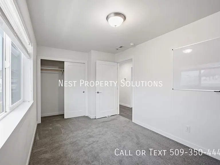 123 9th Ave #8 — Photo 18