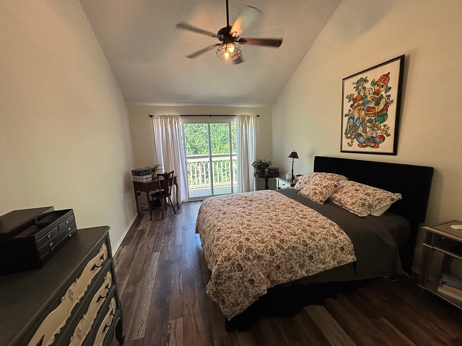 2 bed, 1102 sqft, $1,750 — Photo 2
