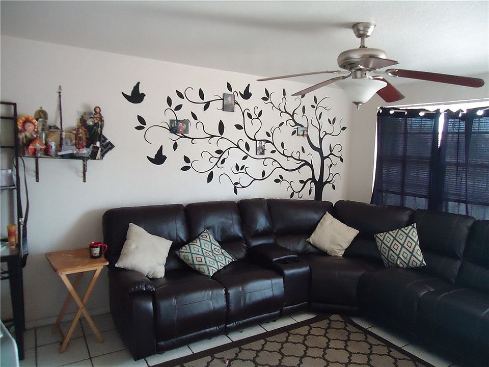 1st image of 713 La Paz Dr