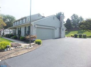 1230 Leedom Rd, Huntingdon Valley, PA 19006