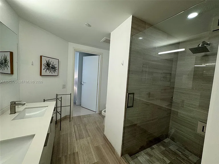 1300 Brickell Bay Dr #901 — Photo 7