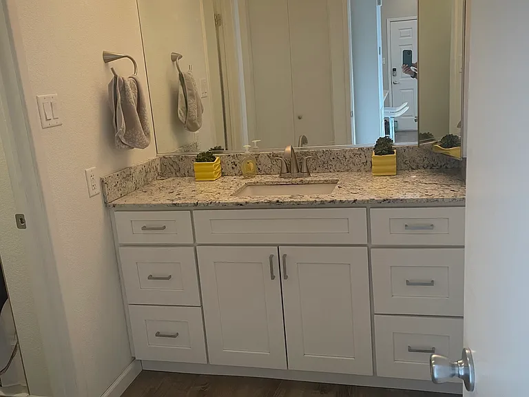 1650 Smoketree Ave S #118 — Photo 10