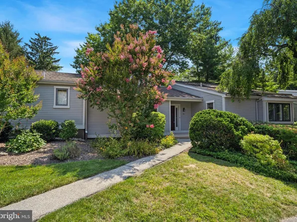 774 Inverness Dr #774, West Chester, PA 19380