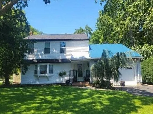 2070 Church Rd, Toms River, NJ 08753