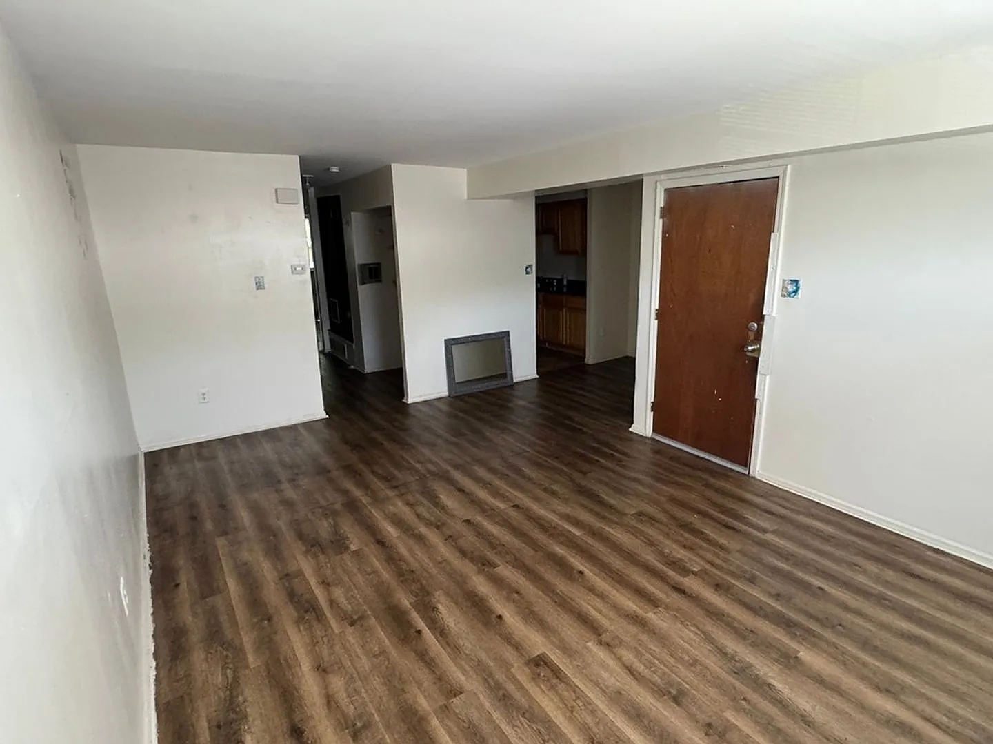 Charming 2BR Duplex in Philadelphia — Photo 3
