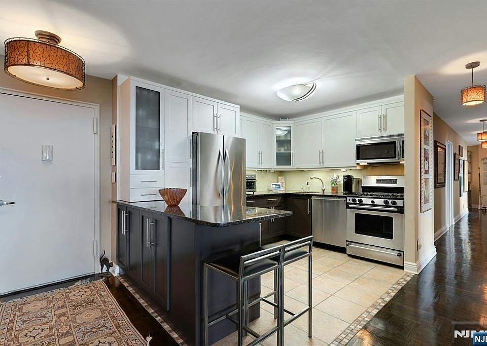 1st image of 2000 Linwood Avenue #22C/D