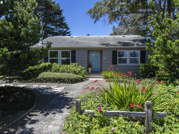 780 S Downing St, Seaside, OR 97138