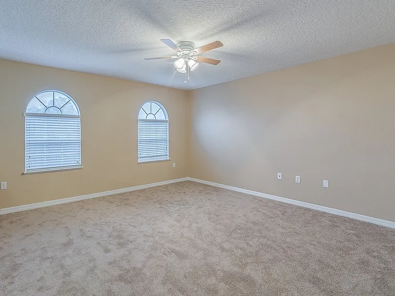 4720 Salamander St — Photo 13