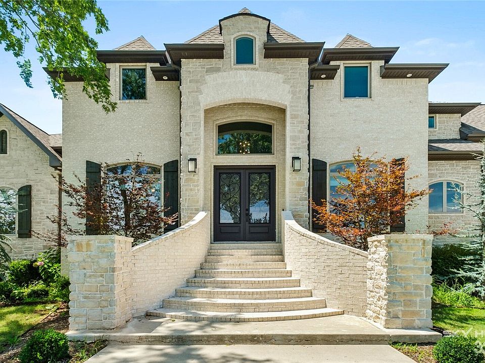 1st image of 2829 Lubbock Ln
