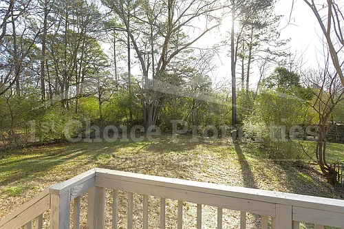 919 27th Ave N Photo 1