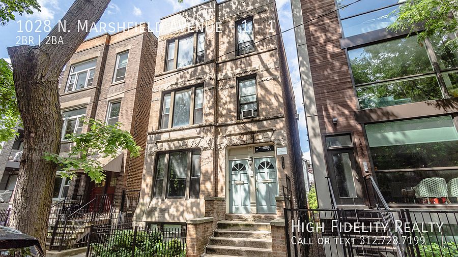 1st image of 1028 N Marshfield Ave APT 1