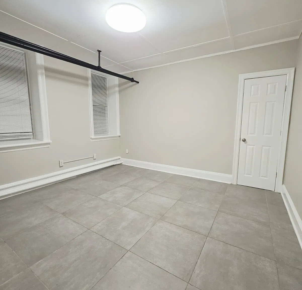 2 bed, 800 sqft, $2,195 — Photo 3