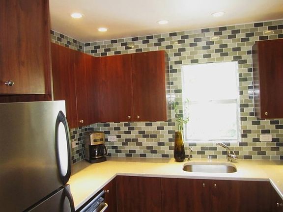 4th image of 1033 Lenox Ave APT 302