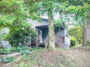 406 Christian Creek Rd, Swannanoa, NC 28778