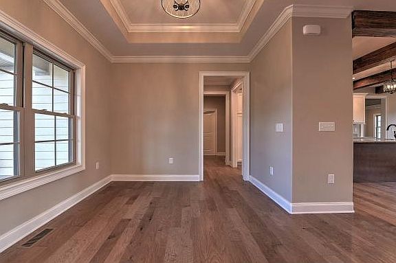5th image of 226 Riverwatch Cir