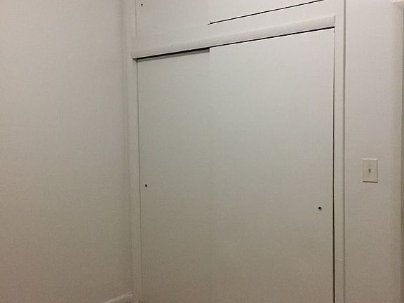4th image of 52 Macdougal St APT 1B