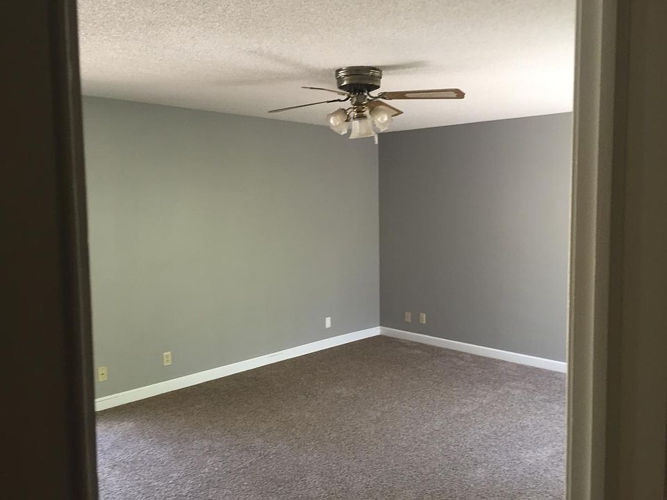 2nd image of 11900 210th St W