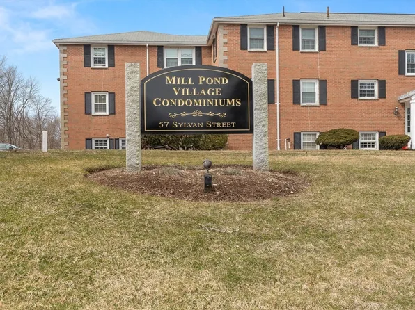 57 Sylvan St APT 6C, Danvers, MA 01923