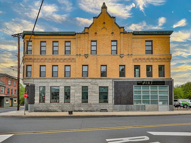 HH Bangor Block — Photo 95