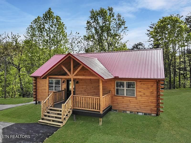 1st image of 1140 Pinyon Cir