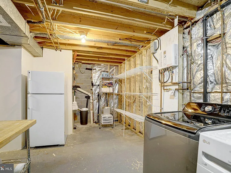 2920 Montauk Ct — Photo 32