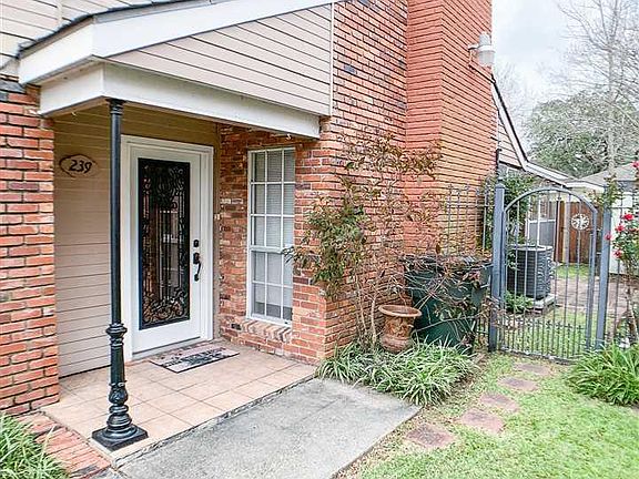2nd image of 239 N French Quarter Dr