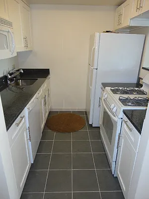 Rented by Corcoran | media 48