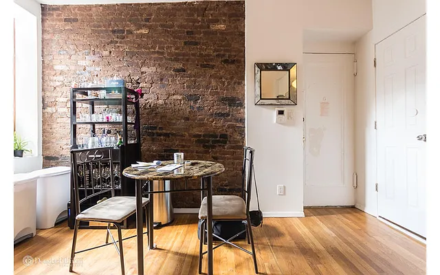 Rented by Douglas Elliman | media 16