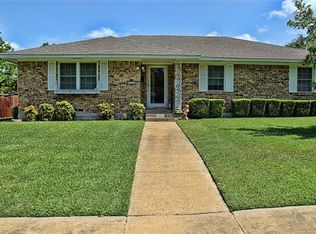 937 Sycamore Ln, Lancaster, TX 75146