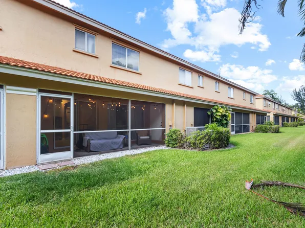 6184 Whalton Street, West Palm Beach, FL 33411