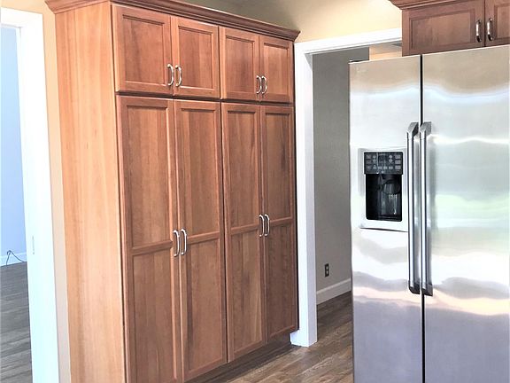 4th image of 7064 Martwood Way