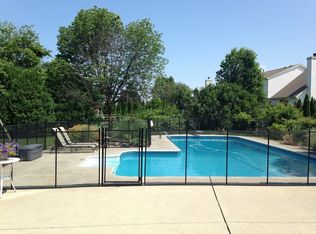 7014 Wexford Hill Ln, Holland, OH