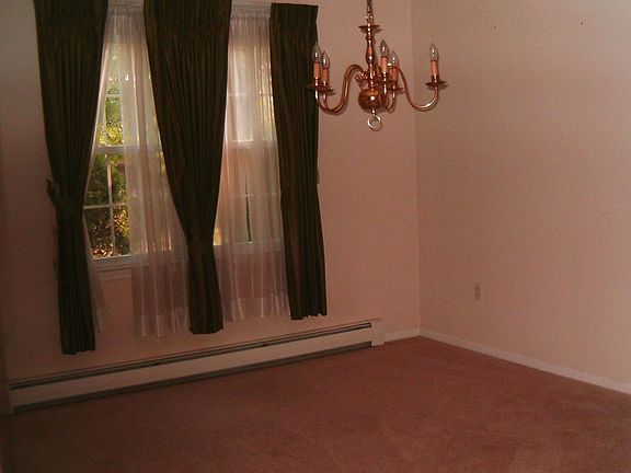 Dining room, carpeted