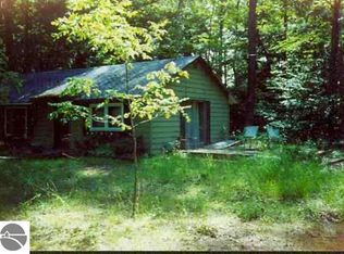 32 Deer Run Dr, Au Gres, MI 48703