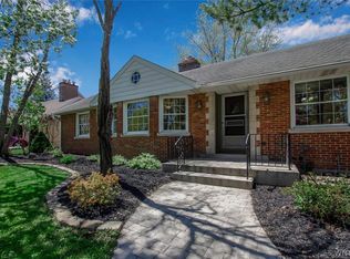 421 Ruskin Rd, Amherst, NY 14226