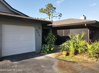 661 N Centre Ct SW APT 102, Vero Beach, FL 32962