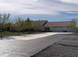 1531 W Calvada Blvd, Pahrump, NV 89048