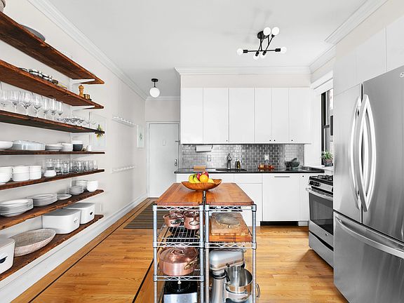 4th image of 382 Prospect Pl APT 19