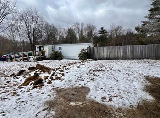 37 Intervale Ave, Mexico, ME 04257