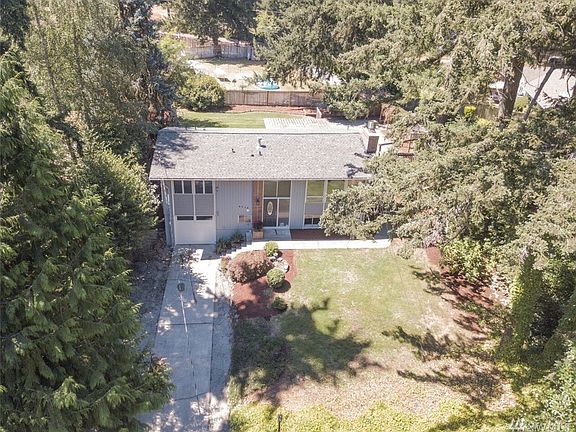 2nd image of 4714 66th Ave W