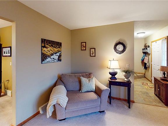 4th image of 4700 Summerland Trl